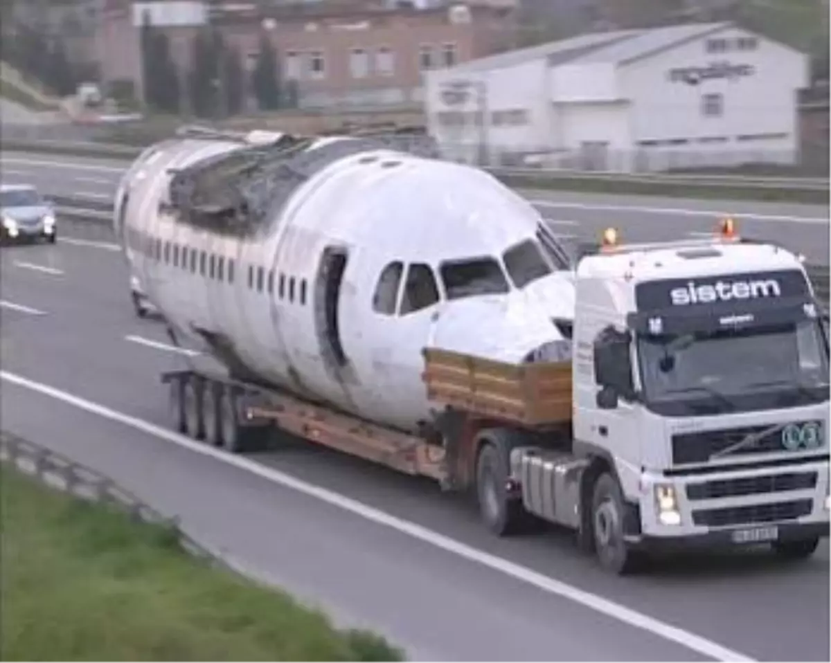 Tem\'den Uçak Geçti