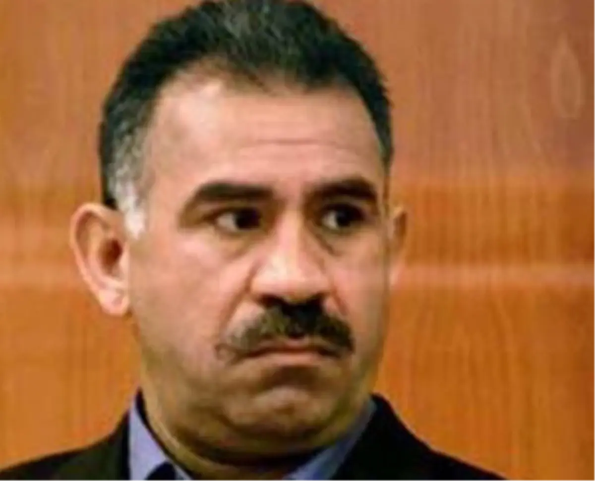 Abdullah Öcalan Cezaevi Arkadaşlarıyla Voleybol Oynuyor