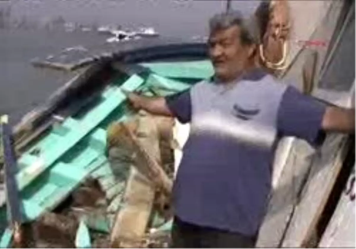 Mersin-Balıkçı Teknesine Yük Gemisi Çarpıp, Kaçtı