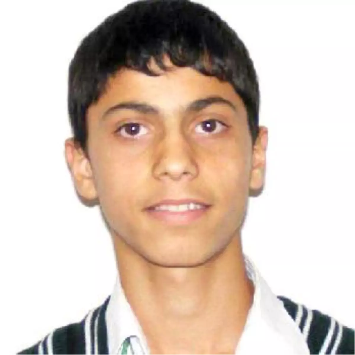 Okul Bahçesinde Futbol Oynarken, Kalp Krizi Geçirdi