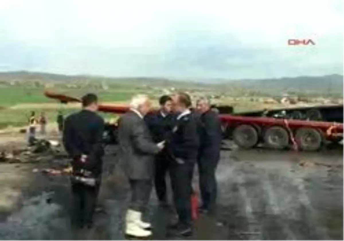 Ankara - Elmadağ´Da Zincirleme Trafik Kazası: 2 Ölü, 4 Yaral