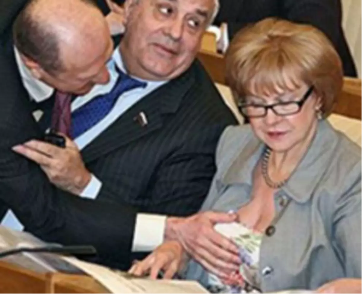 Rus Parlamentosunda Taciz