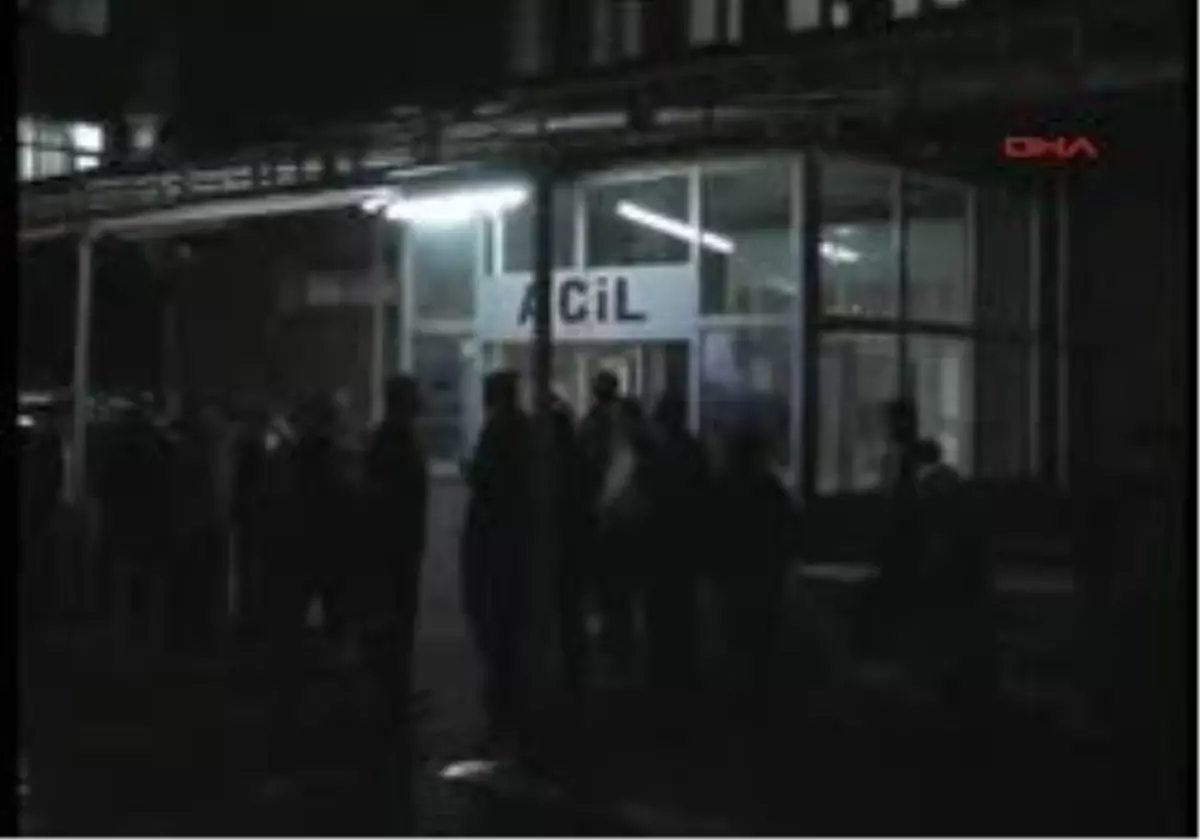 Tatvan - 2//Tatvan´Da Trafik Kazası: 1 Ölü, 15 Yaralı