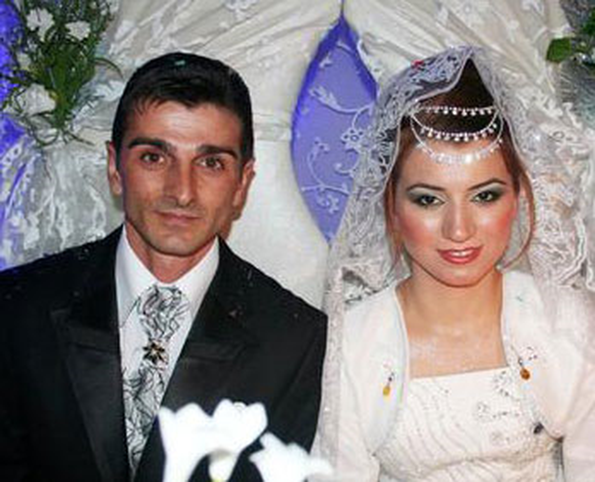 Gelin, Düğünden Bir Gün Sonra 11 Bin 500 Liralık Takıları Alıp Kaçtı