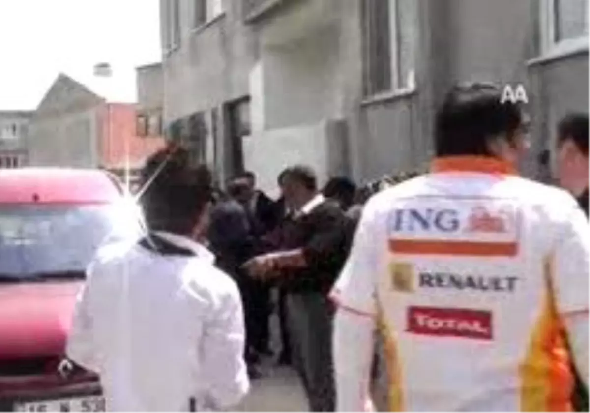 Salıncak Keyfi Ölüm Getirdi