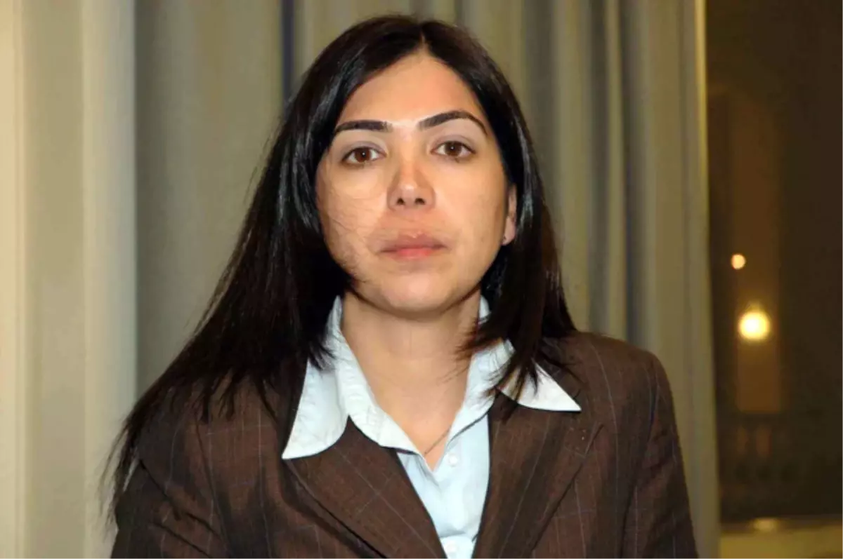 Almanya\'da Türk Bakana Ölüm Tehdidi