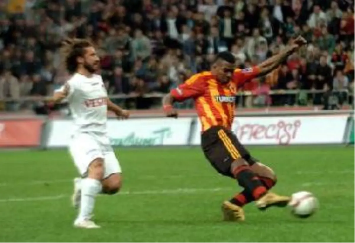 Kayserispor\'da Moraller Bozuk