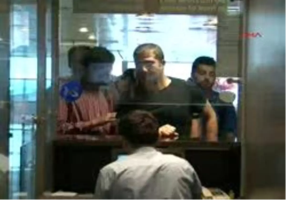 Kenya\'Da Kaçırılan "Yasin-C" Gemisinin Mürettebatı İstanbul\'