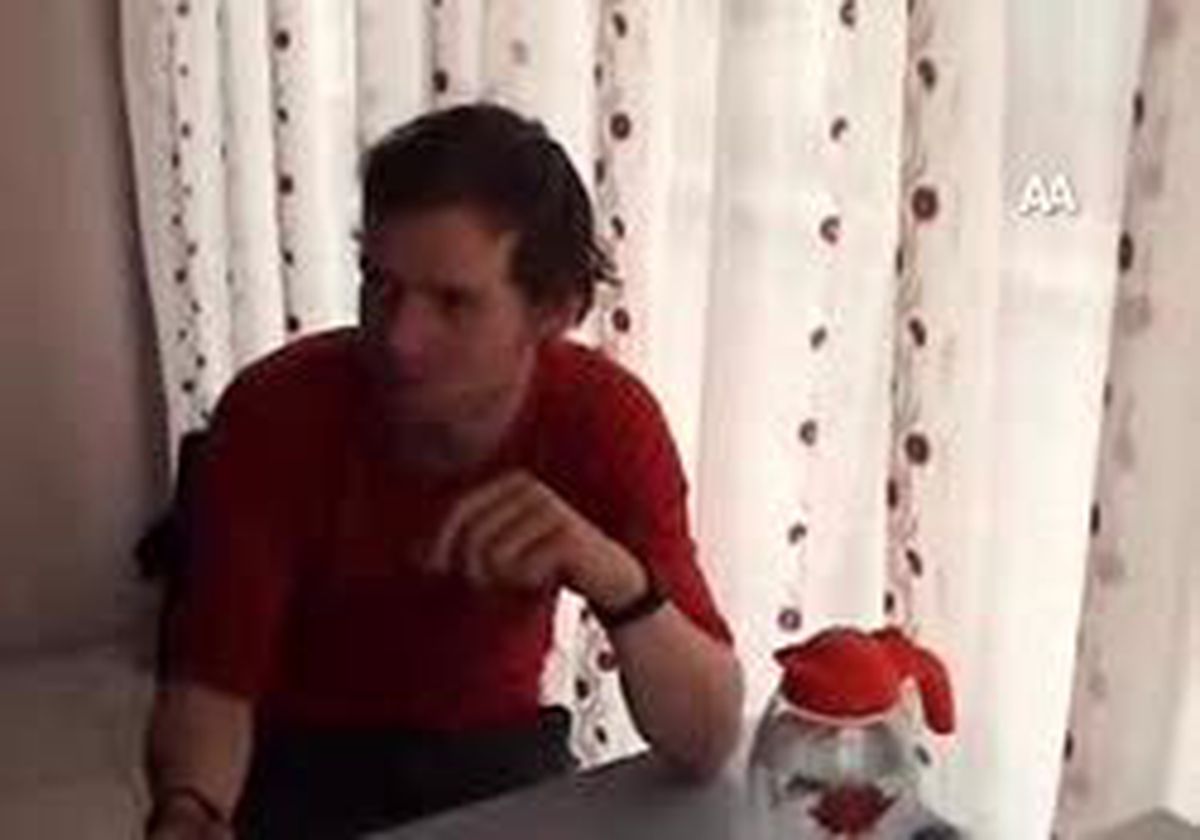 Aşkı Için Bisikletle Sınırları Aşıyor