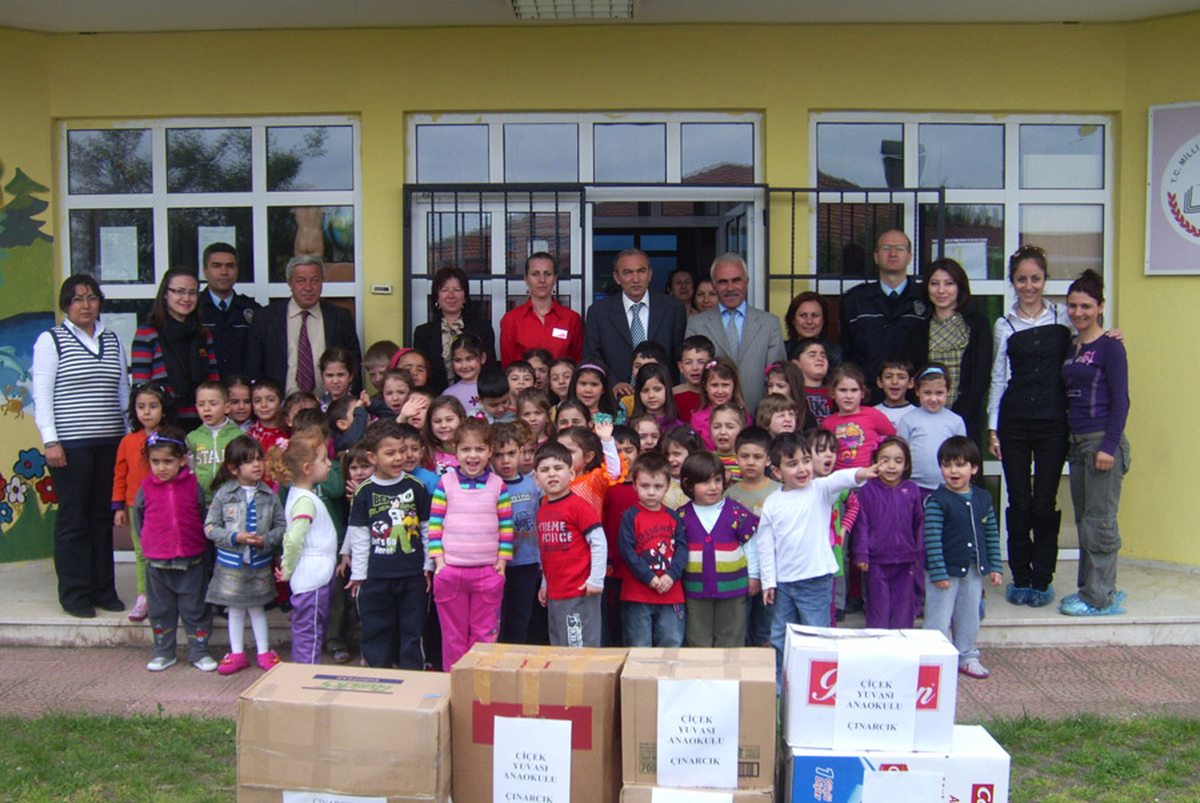 08 Mart 2010\'da Yaşanan Elazığ Depremine Yardımlar Devam Ediyor
