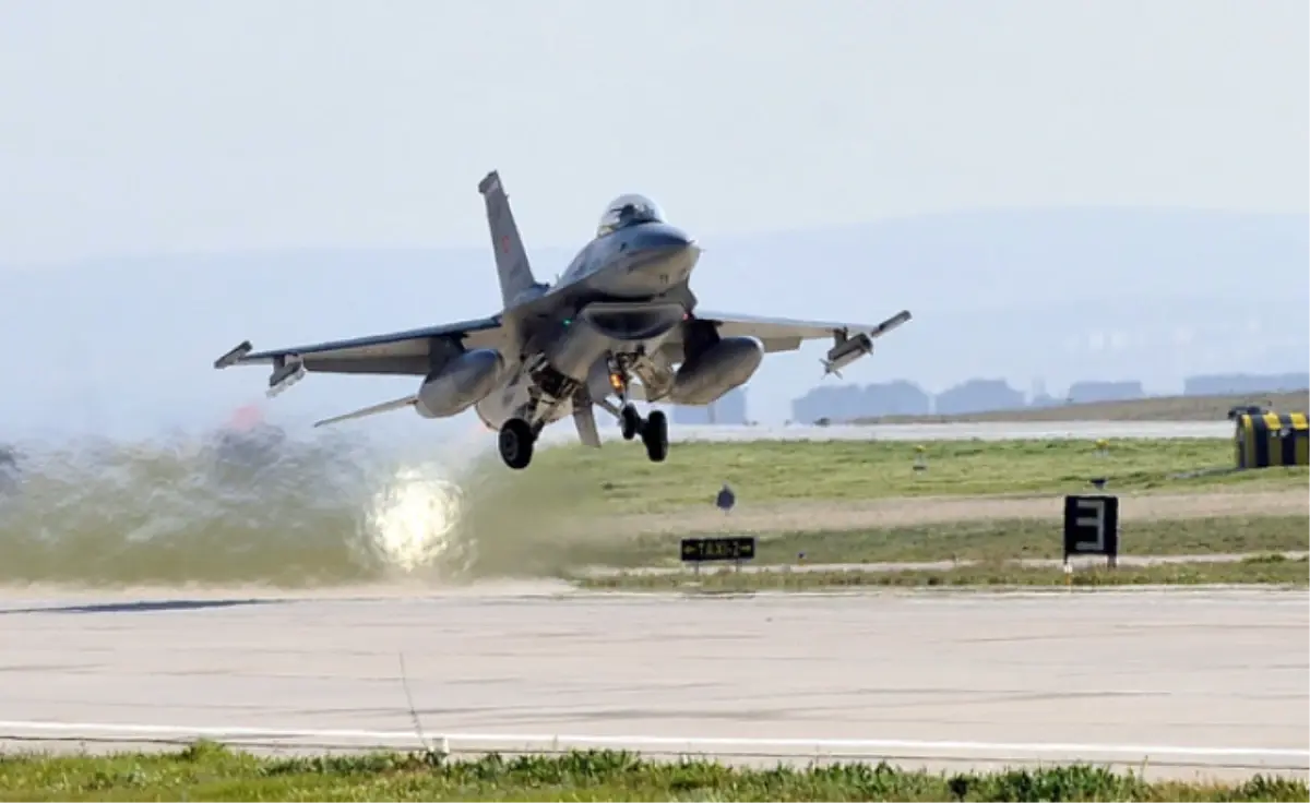 Göklerimizin Gururu Onlar