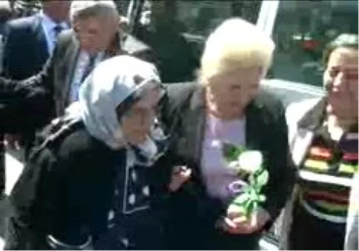 Zonguldak - "1 Senedir Oğlumu Görmüyorum, Mutlu Değilim, İçi