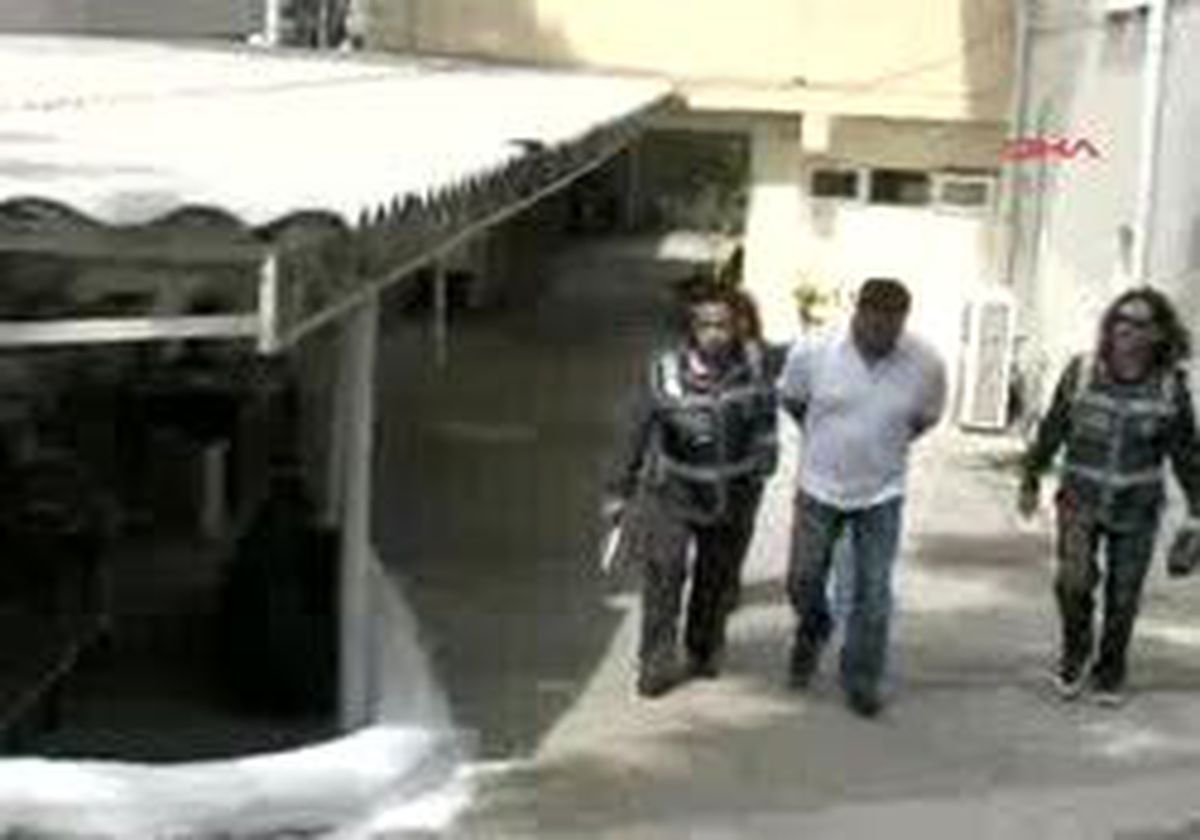 Antalya - Uyuşturucu Baronu, Lüks Evde Sevgilisiyle Yakaland