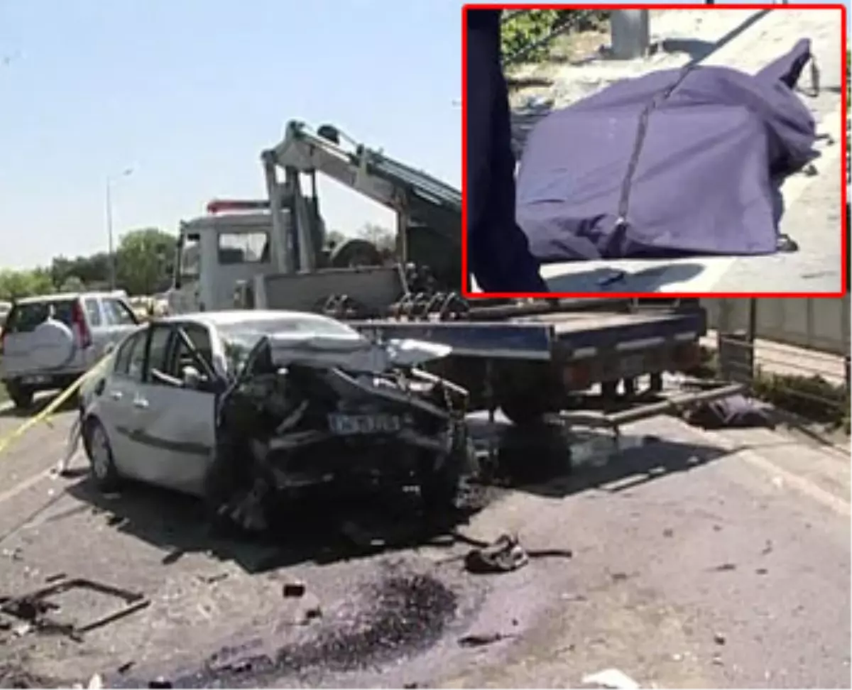 Otomobili ile Karşı Şeride Geçen Kolej Öğrencisi Hayatını Kaybetti