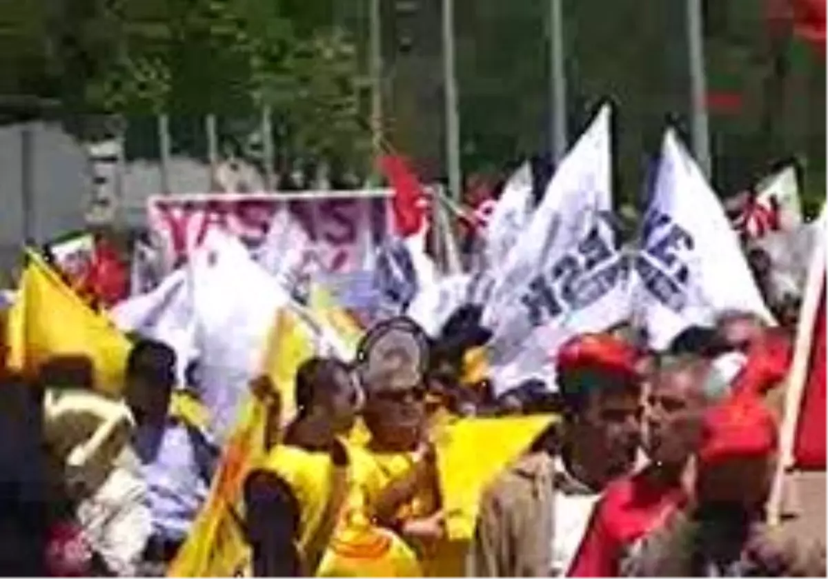 Çanakkale´De Minikler Dikkat Çekti