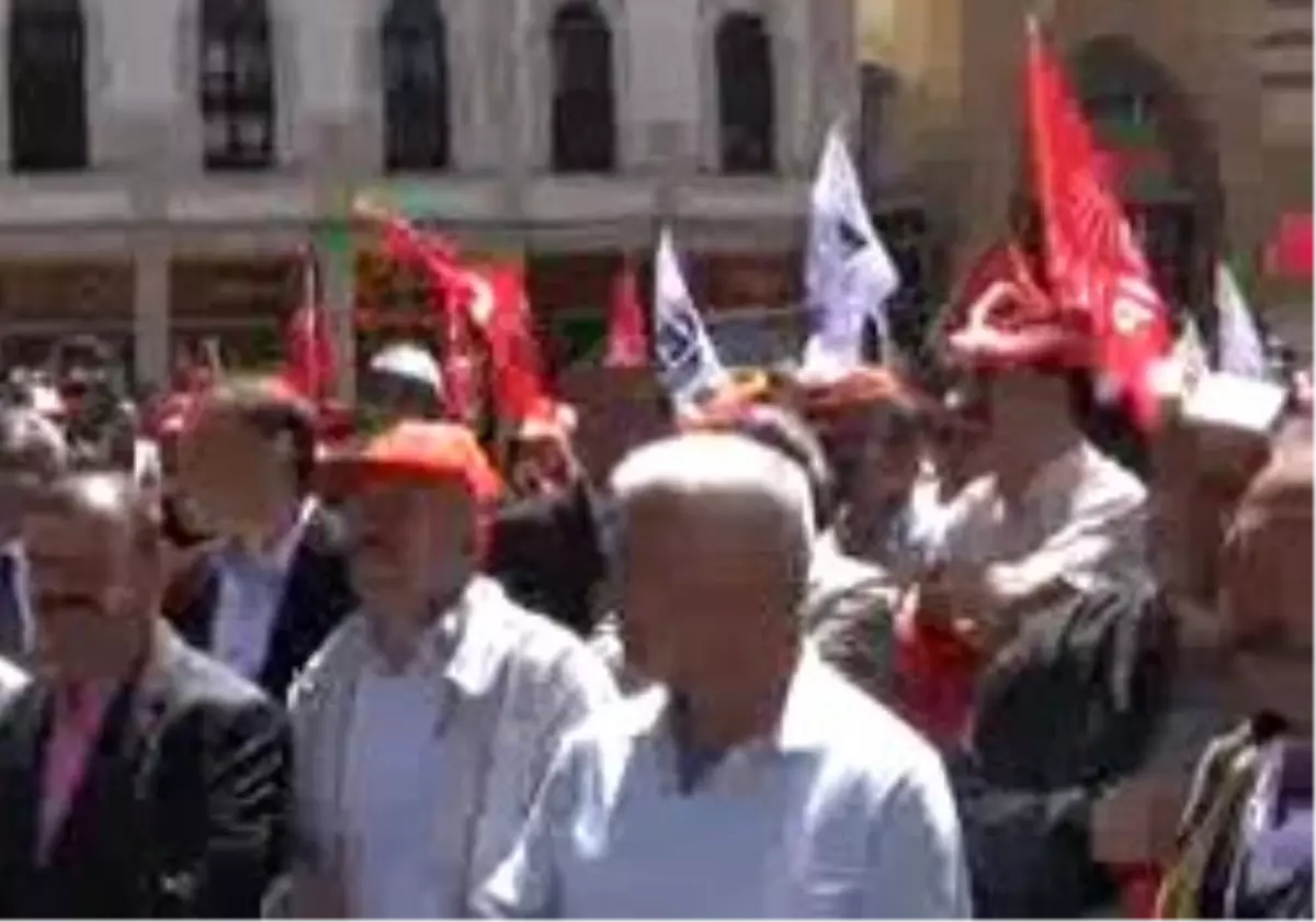 Kastamonu\'Da Davullu Zurnalı 1 Mayıs