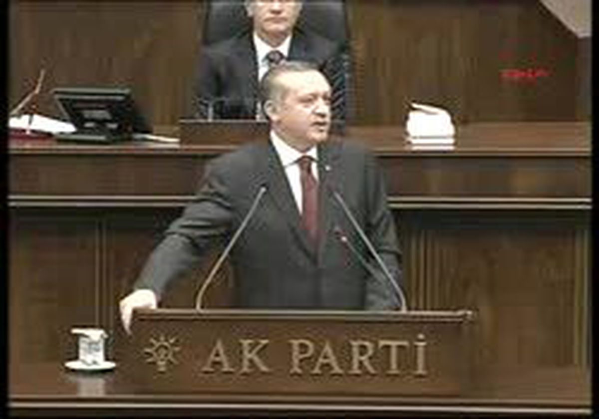 2 // Başbakan Erdoğan: ?Taksim?Deki Kardeşlik Tablosu, Türki
