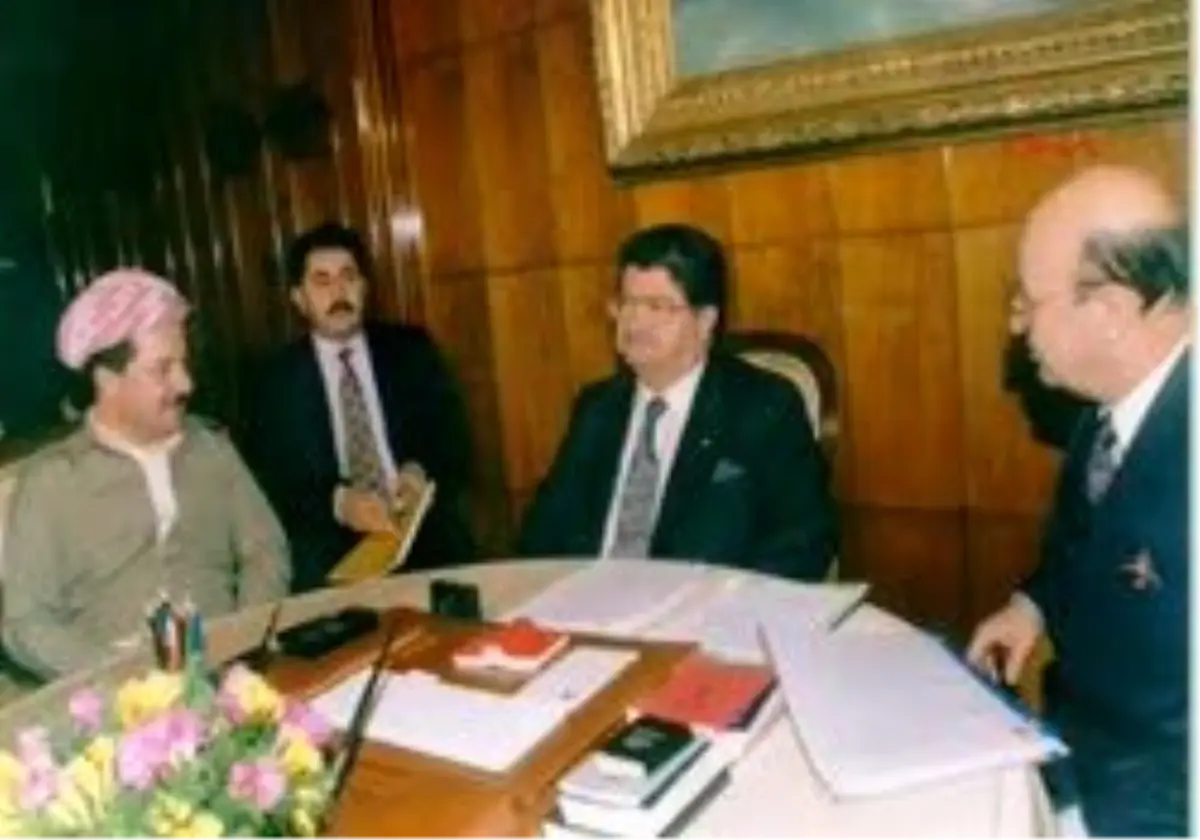 Ahmet Özal?In Yaptığı 1000 Konut Kürt Ekranlarında