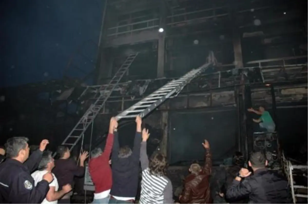 Bodrum\'da Otel Yangını: 1 ölü 11 Yaralı