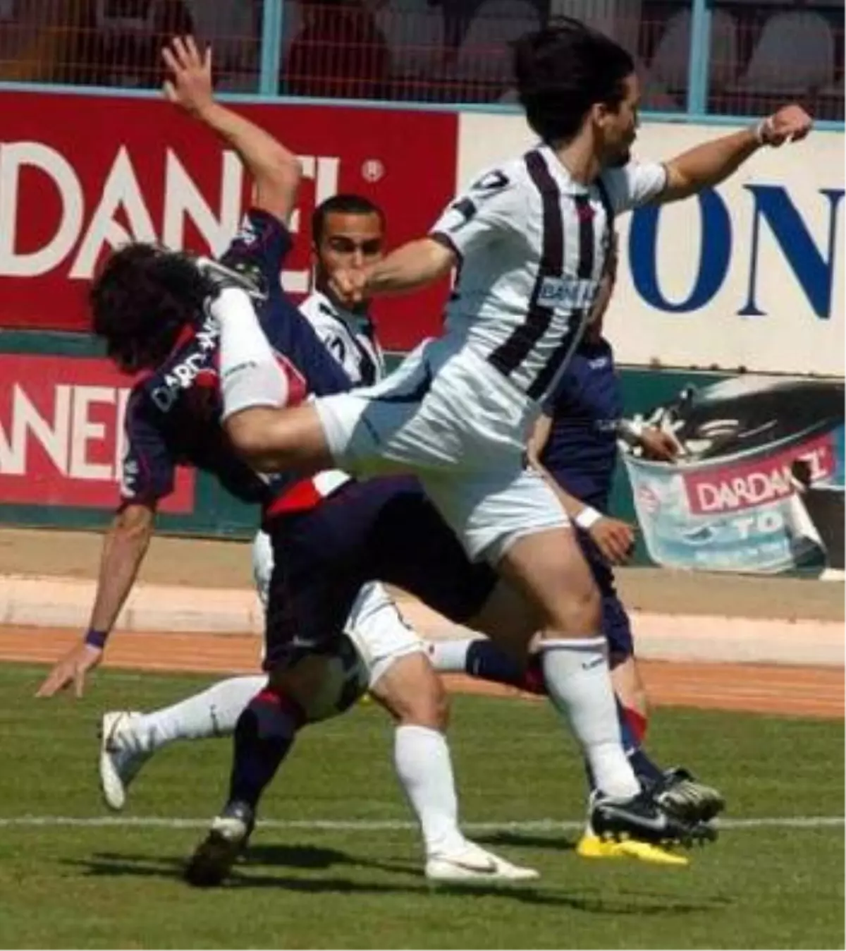 Çanakkale Dardanelspor Veda Etti