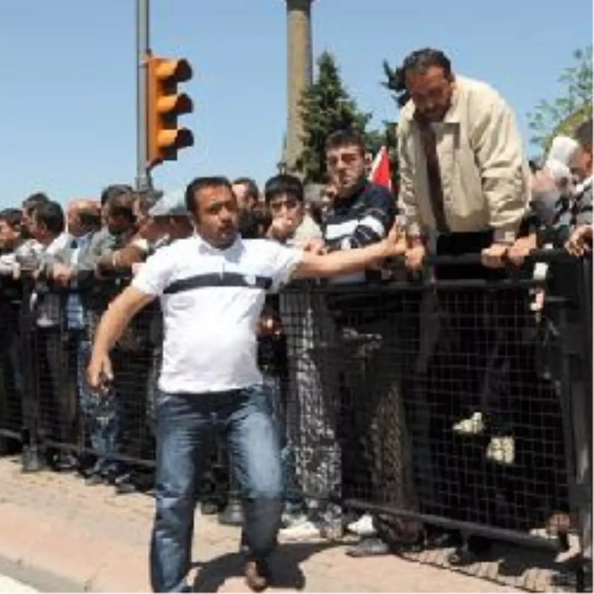 Şehit Cenazesinde Görülmemiş Güvenlik Önlem