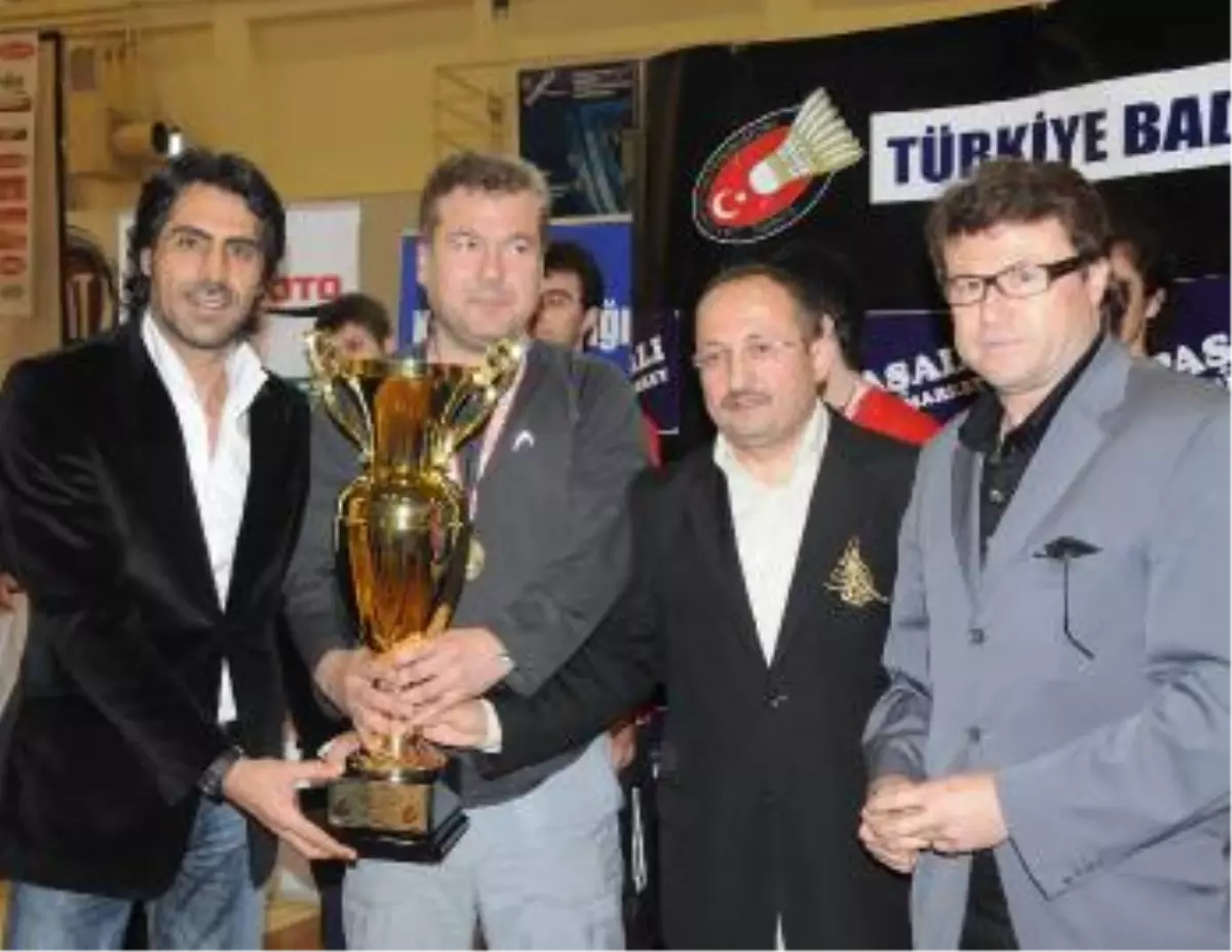 Ödülleri Abdulhey Verdi