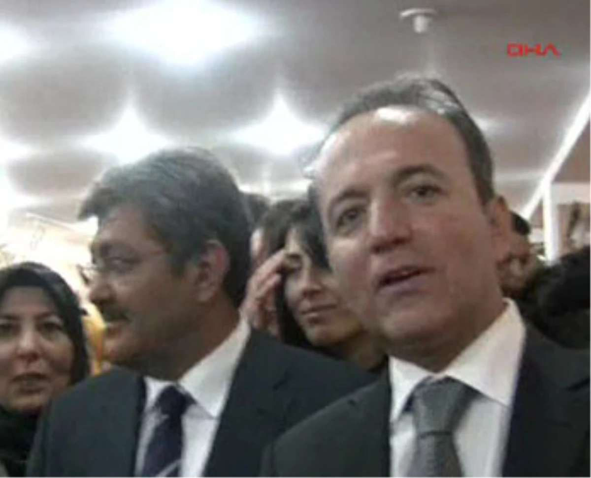Kırıkkale Valisi Yusuf Güner : \'3 Çocuk Yapmak Şartıyla Fakirlerimize Ücretsiz Gelinlik Verilecek\'