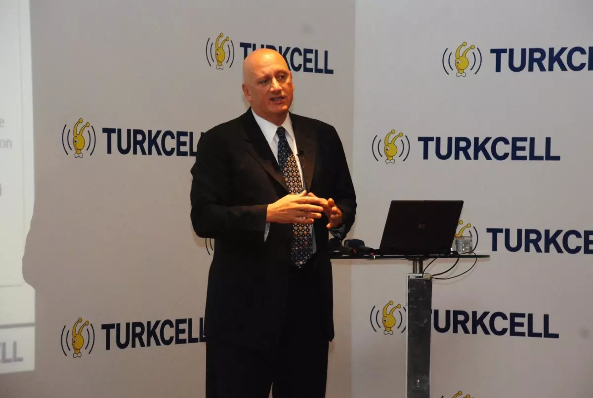 Turkcell Mobil İnternetle Büyümeyi Ve Liderliğini Sürdürdü 


