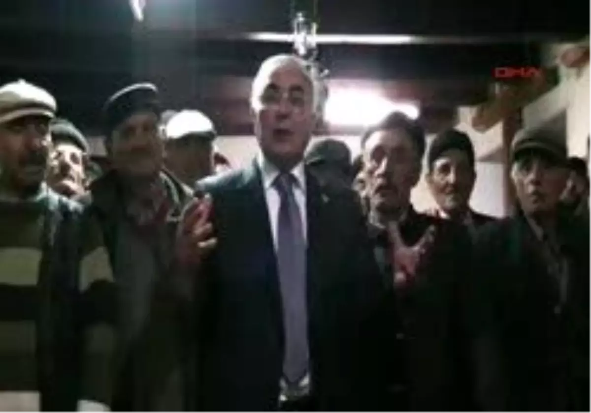 Aşıklar İthal Eti Doladı Saza