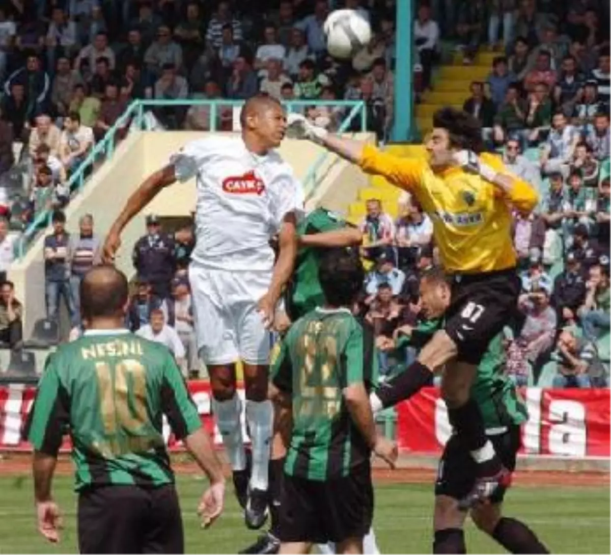 Kocelispor Evinde Kayıp