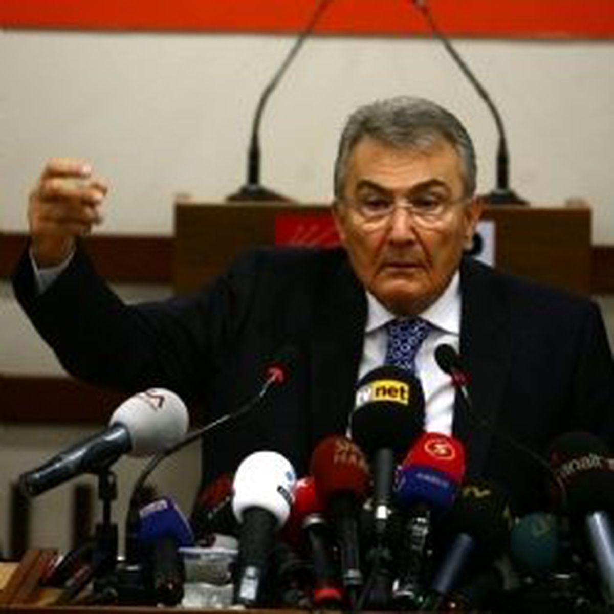 Baykal'ın Tarihinde İki İstifa Var