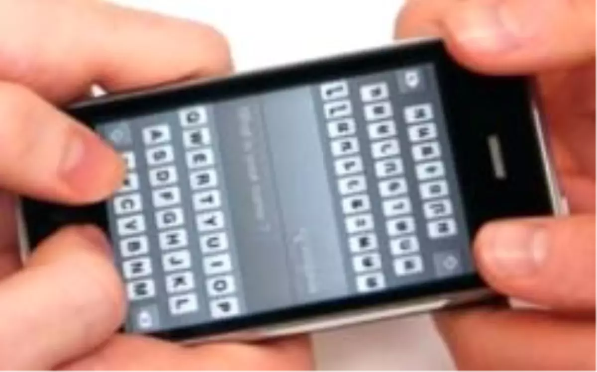 İphone İnsanlar Arasında Köprü Kuruyor!