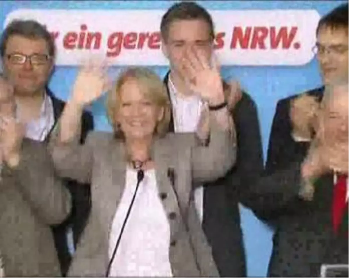 Nrw Seçimleri Kesin Sonuçları Açıklandı: Merkel Kilit Eyalette \'Seçimi Kaybetti\'