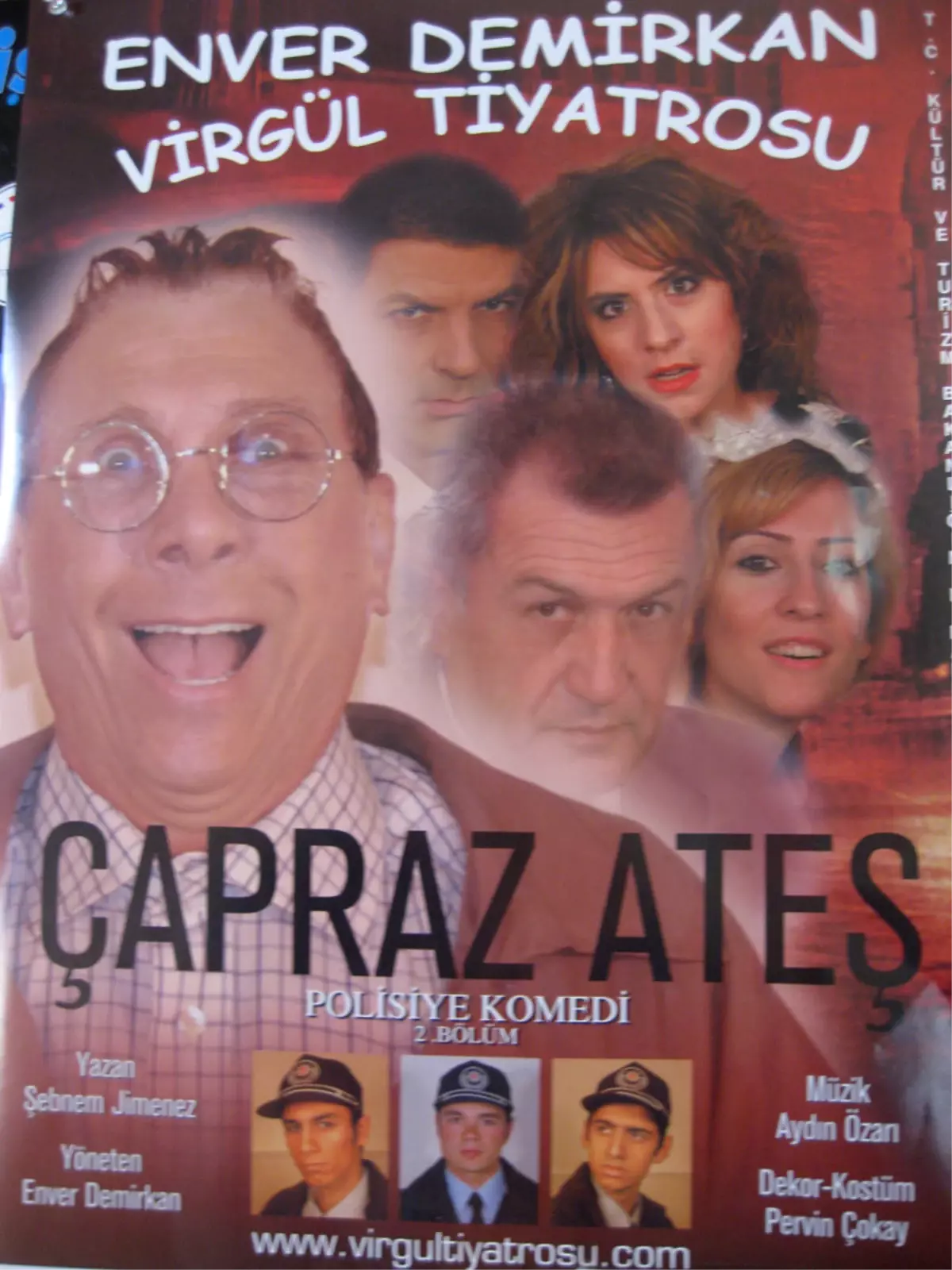 Virgül Tiyatrosu "Çapraz Ateş " Adlı Oyunu Sergileyecek 

 
 
 

 

