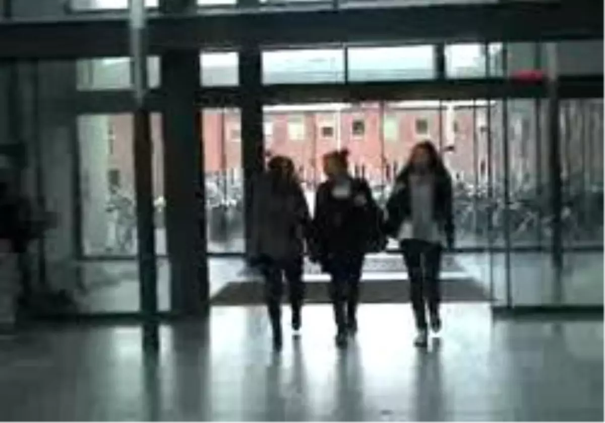 Türk Kızları İddialı ?Erkeklerden Daha Azimliyiz?