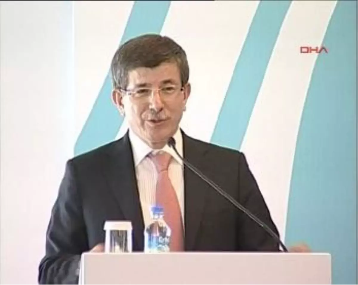Bakan Davutoğlu "Nükleer Enerji" Görüşmeleri İçin İran\'a Gidiyor