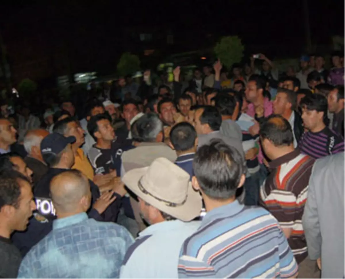 Karaman\'da İlçe ve Köy Halkının Su Kavgası