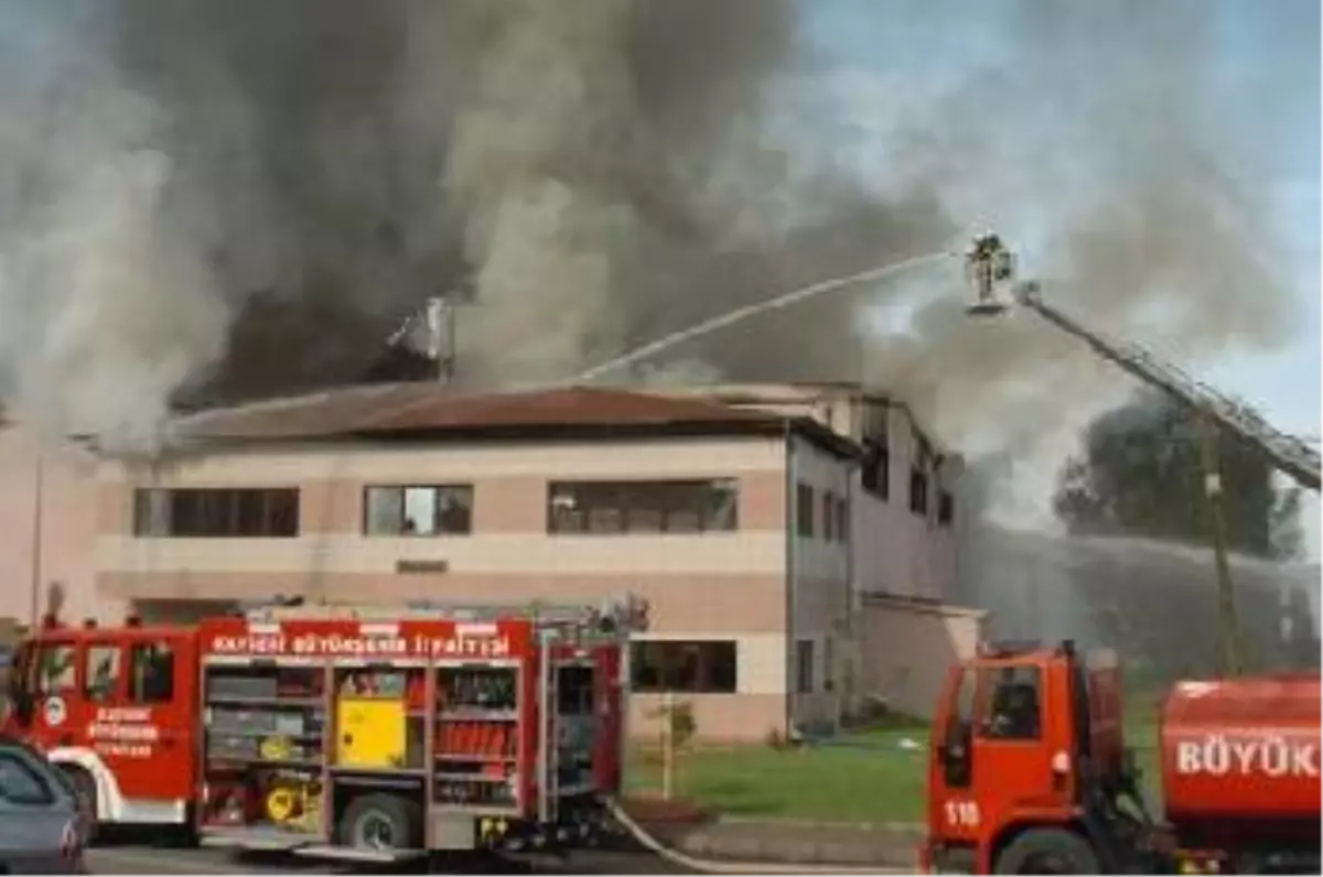 Osb'de Fabrika Yangını