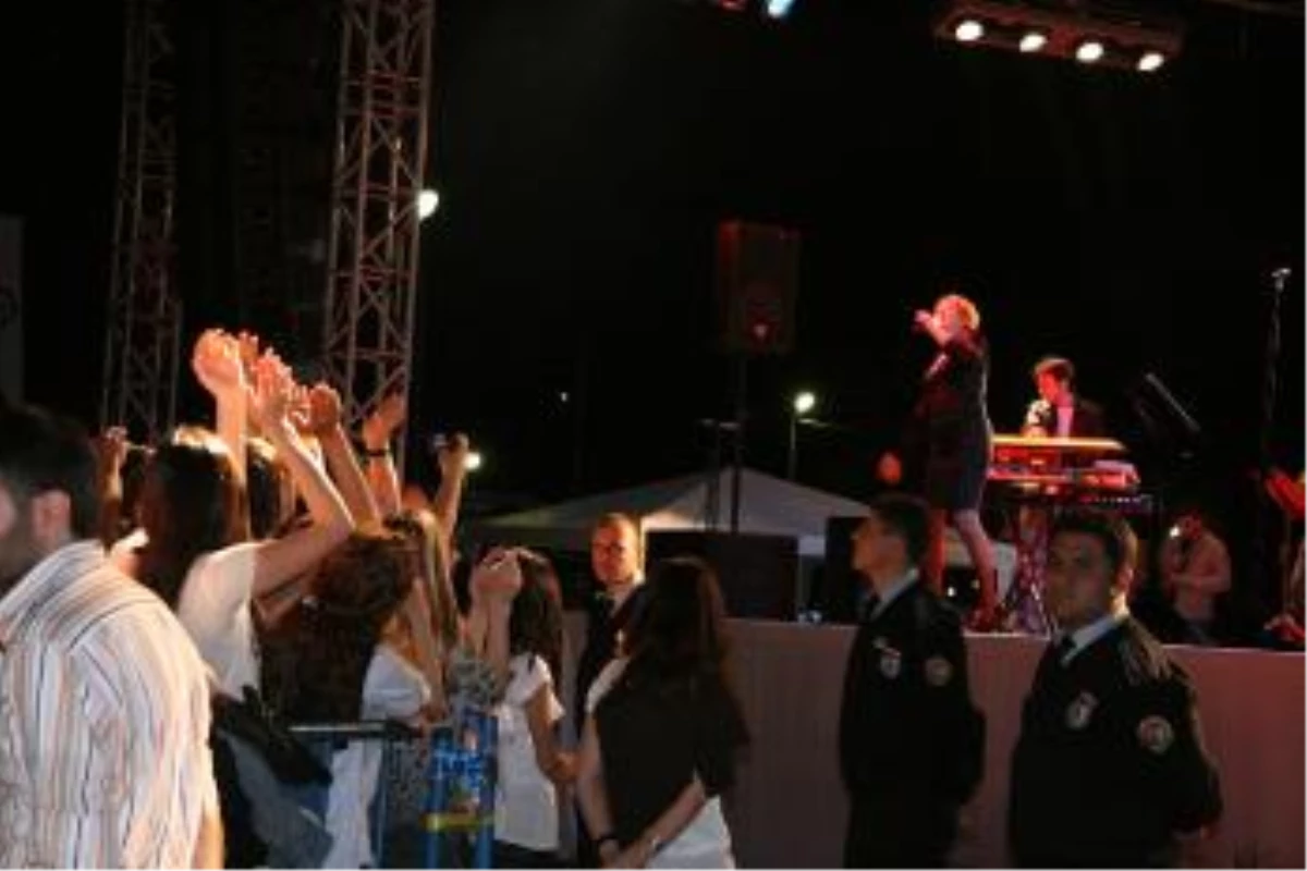 Festekin 2010\'da Büyük Final