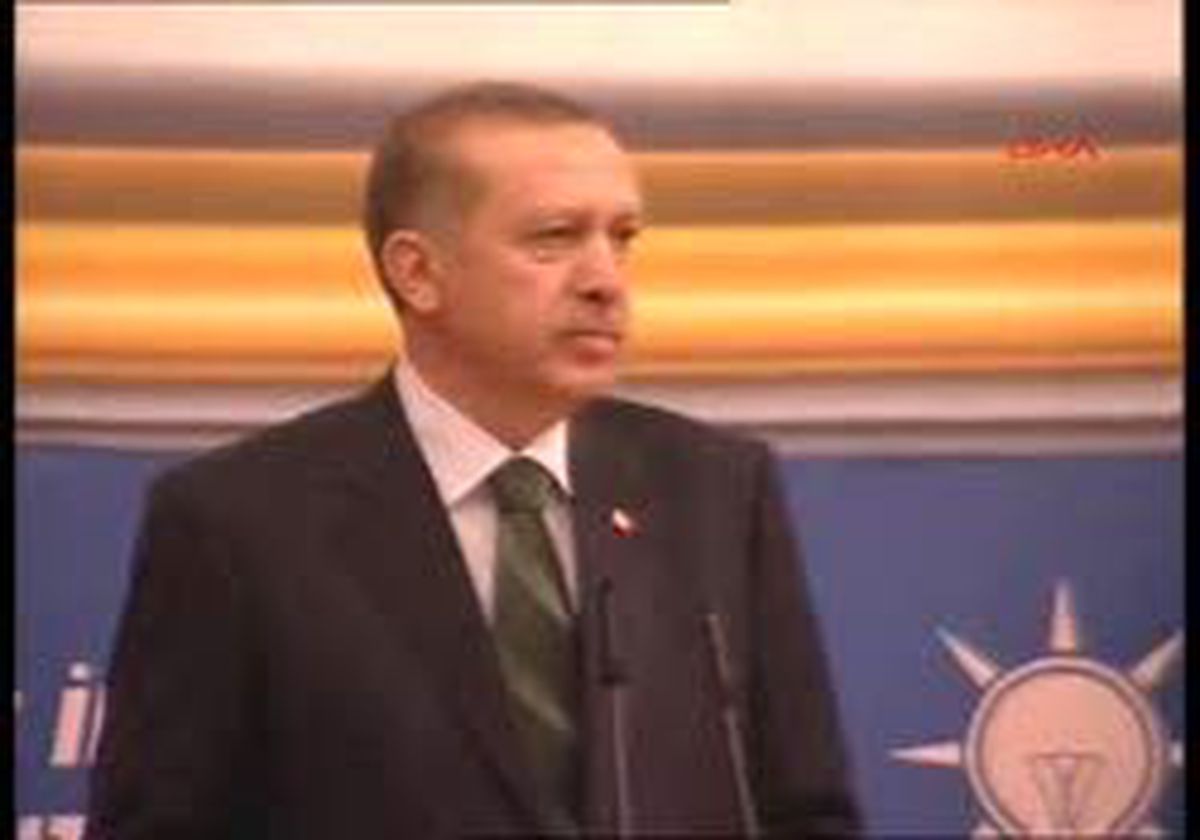 2 // Başbakan Erdoğan: ?Çamur Atacaklarına, Kendi Brütüsleri