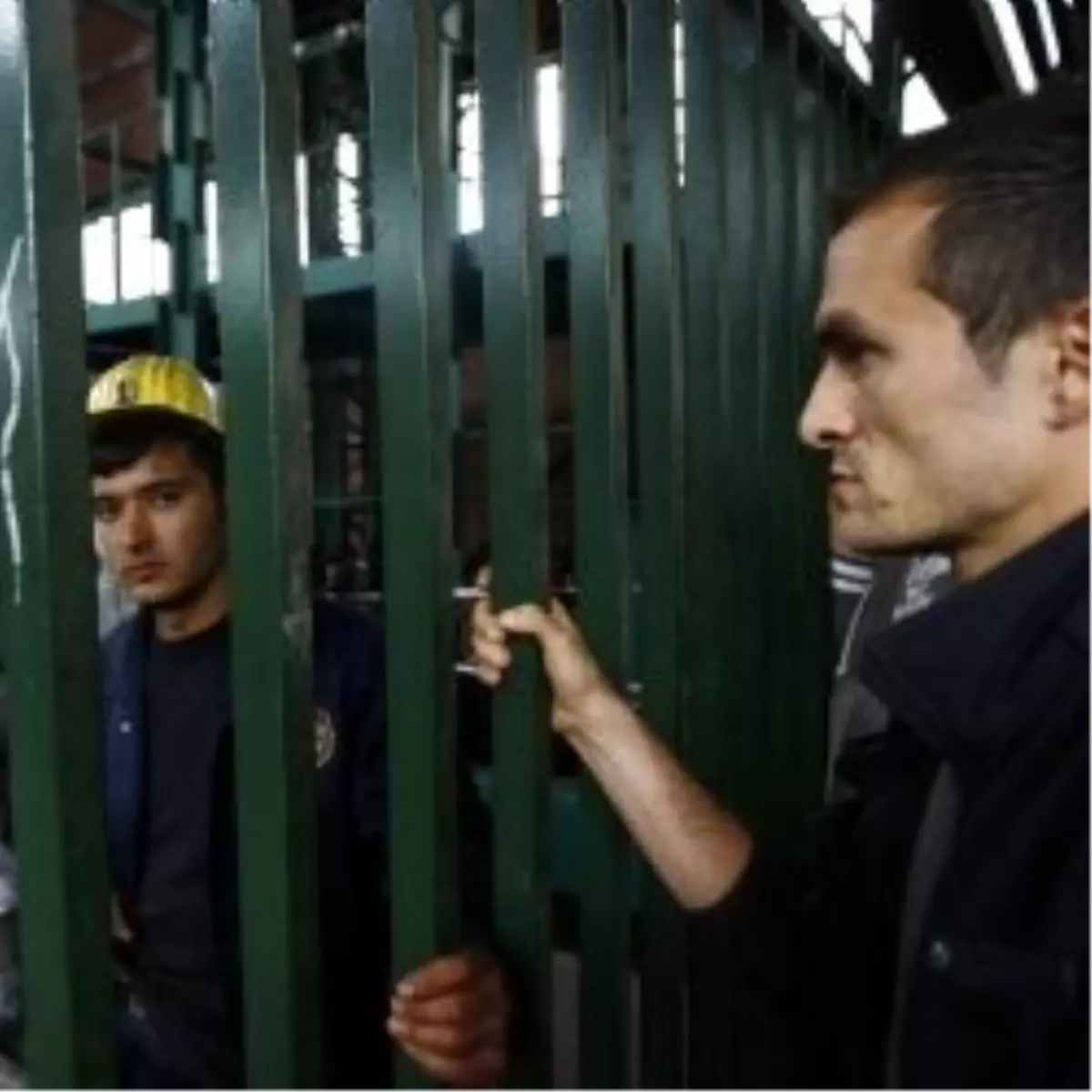 \'Ölüm\' Uyarısına Kulak Asmamışlar