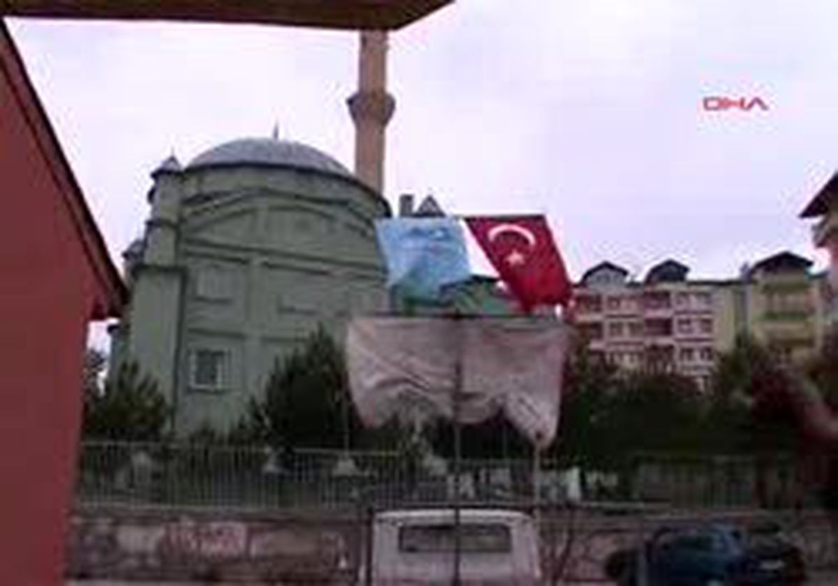 Sivas - İstanbul'Un Fethi İçin Pikaptan Gemi Yaptılar