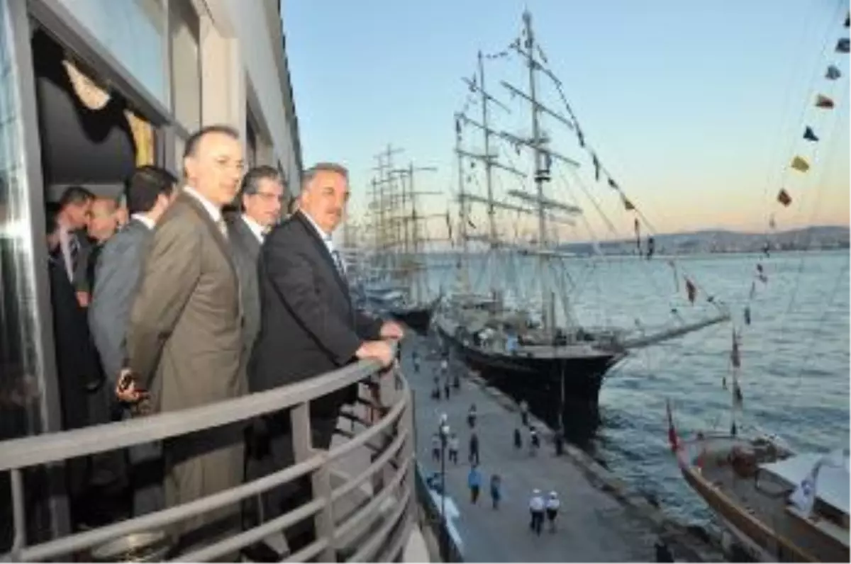Tarihi Yelkenliler İstanbul'da