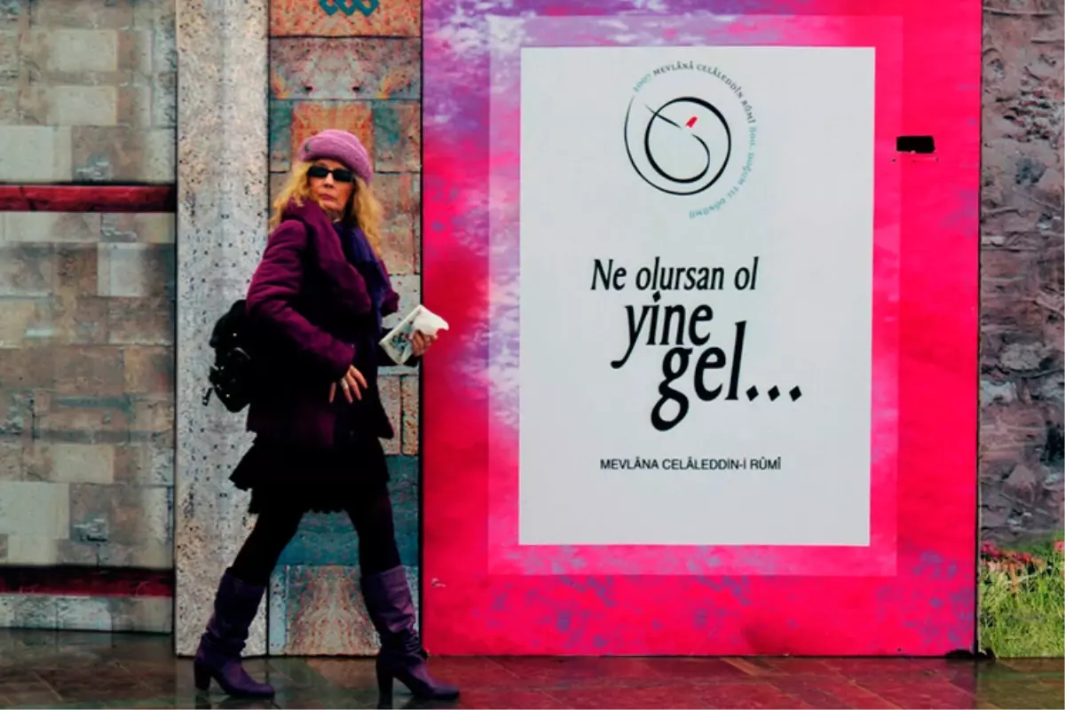 "Kadın Gözüyle Hayattan Kareler ’10" Hazırlanan Katalogla Ölümsüzleşti
