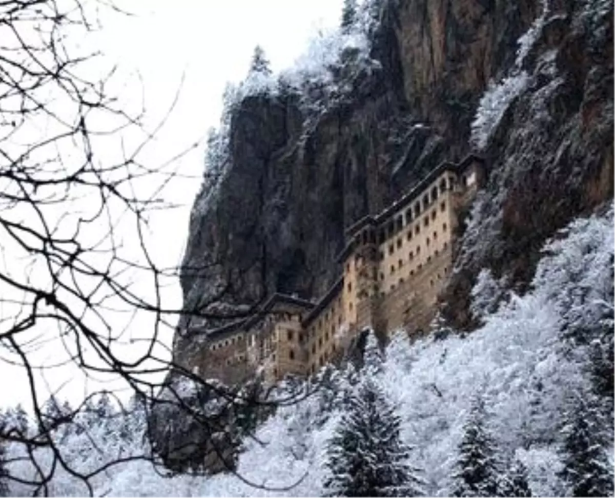 Sümela\'da İbadet Gerginliği