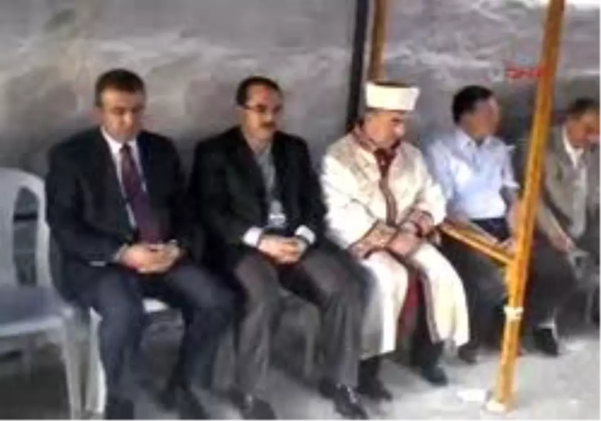 Antakya-Bakan Ergin\'den Taziye Ziyareti