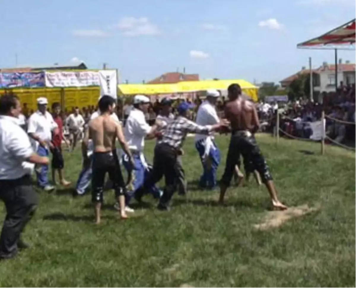 Er Meydanı Boks Ringine Döndü