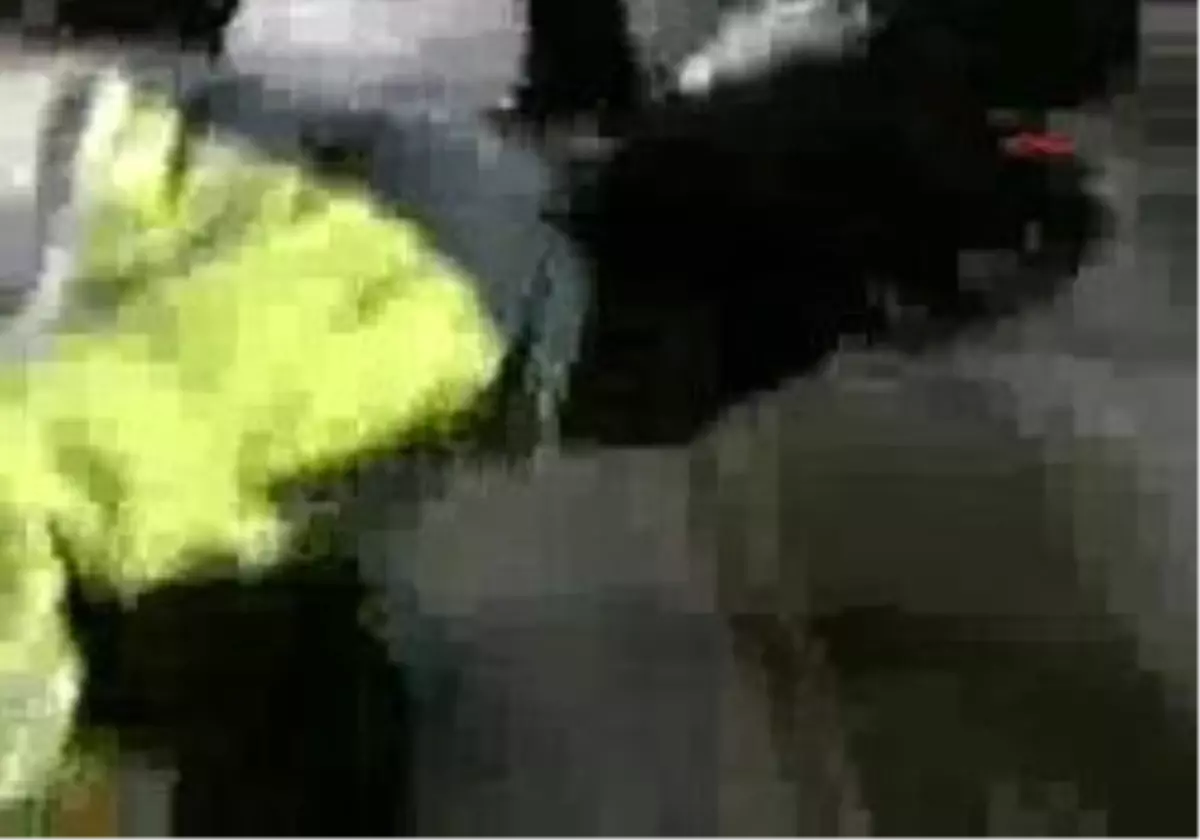 Mersin - Kürşad Tüzmen, Ferhat Göçer\'le Düet Yaptı