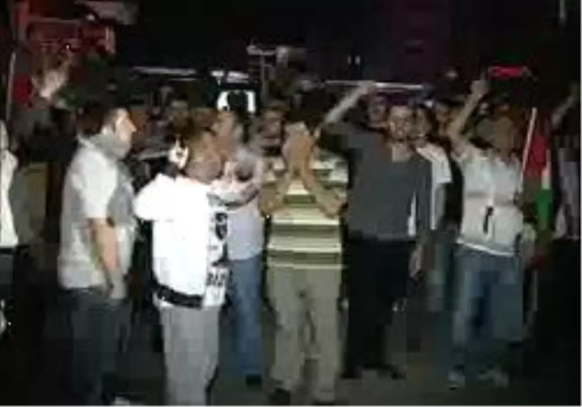 İsrail Başkonsolosluğu Önünde Protesto... (1)