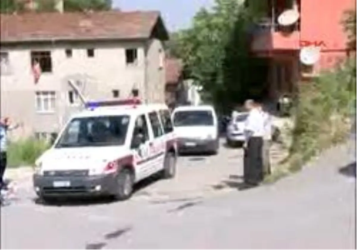 Şehit Er Terletme\'nin Evinin Önünde Gözyaşı...